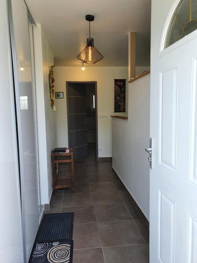 1 Chambre Privative Avec Bureau Et Cuisine Dans Maison 105 M2 Montfaucon Montfaucon  Exterior foto